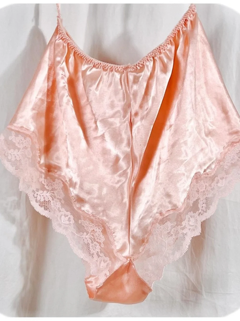 Vintage Silky Lace-Trim Ballet Pink Satin Tap Shorts - Picture 6 of 7